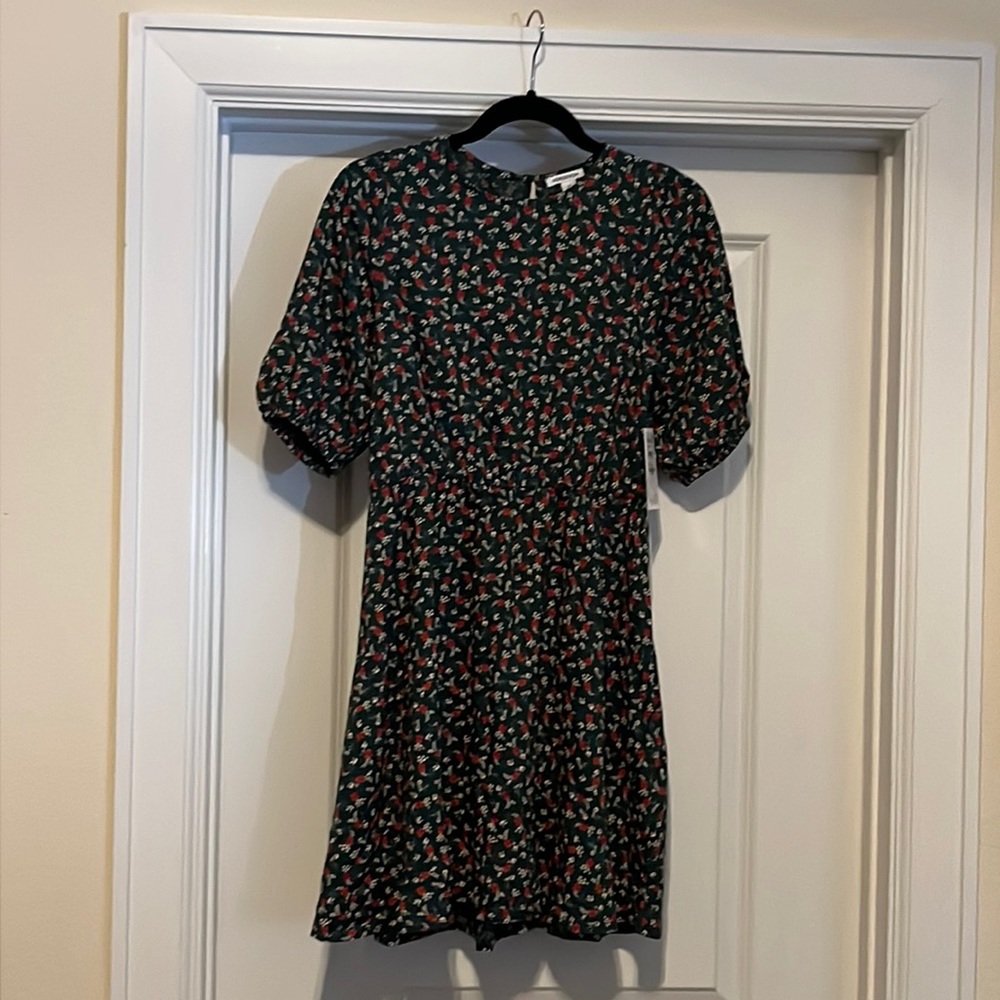 Green Floral Half Sleeve Short Dress